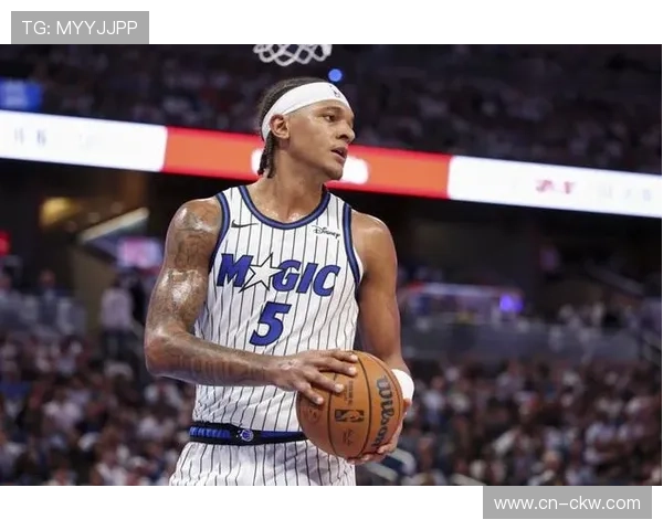 魔术128-118逆转鹈鹕，班凯罗23分7篮板8助攻准三双