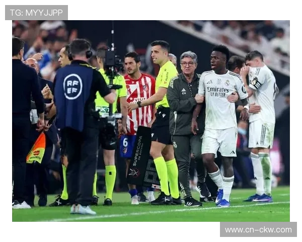 皇马防线崩盘病因：连续染红暴露纪律问题，附加赛迎救赎考验