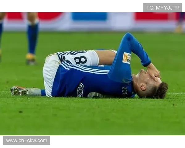 科朗坦·托利索:从伤病困扰到关键先生,里昂中场核心的复苏之路 科朗坦·托利索:从伤病困扰到关键先生,里昂中场核心的复苏之路