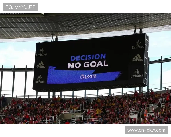 英超计划2026年启用场内宣告系统,提升VAR判罚透明度 英超计划2026年启用场内宣告系统,提升VAR判罚透明度